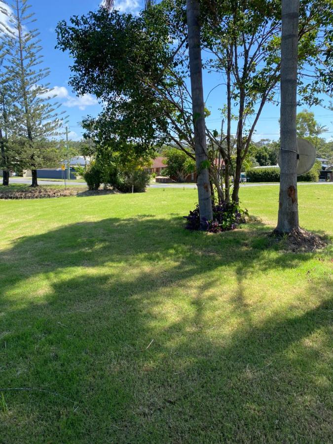 The Seaview Tavern Motel Woolgoolga Exterior photo