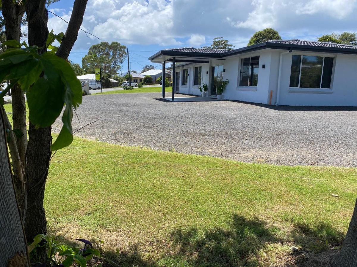 The Seaview Tavern Motel Woolgoolga Exterior photo